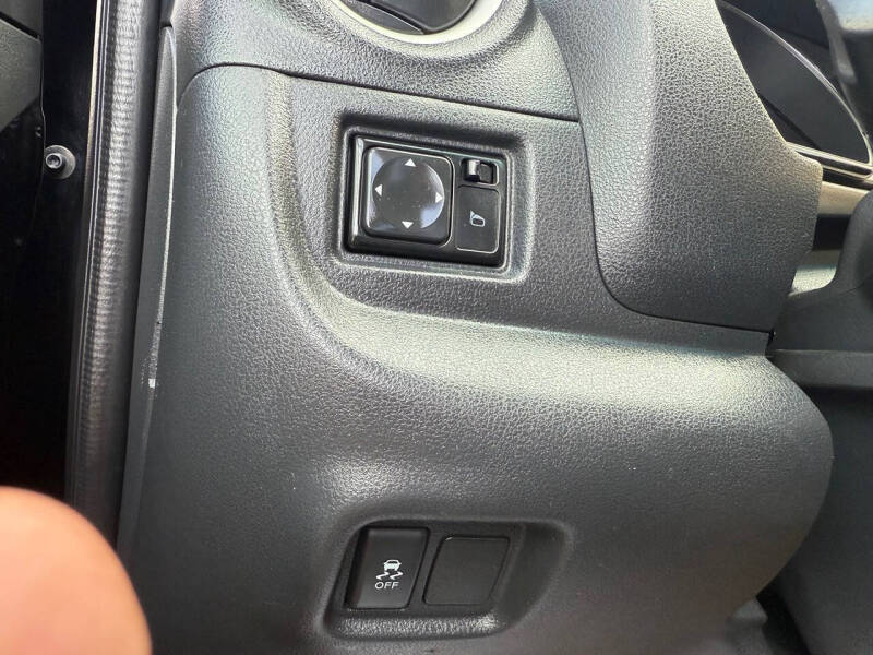 2016 Nissan Versa 1.6 SV