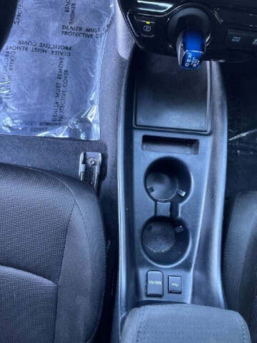 2022 Toyota Prius L Eco