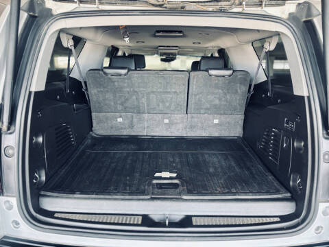 2017 Chevrolet Suburban LT