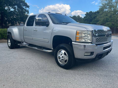 2011 Chevrolet Silverado 3500HD for sale at United Luxury Motors in Stone Mountain GA