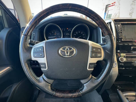 2013 Toyota Land Cruiser