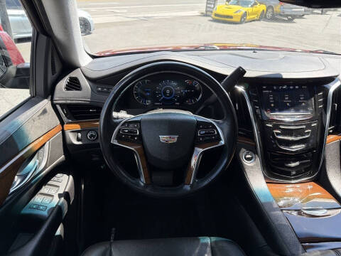 2017 Cadillac Escalade ESV Premium Luxury
