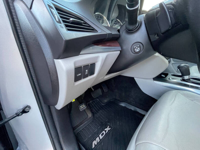 2015 Acura MDX w/Tech