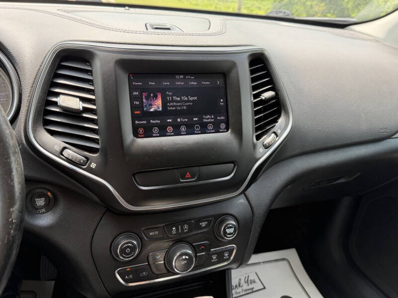 2019 Jeep Cherokee Latitude Plus