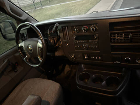 2019 Chevrolet Express 2500