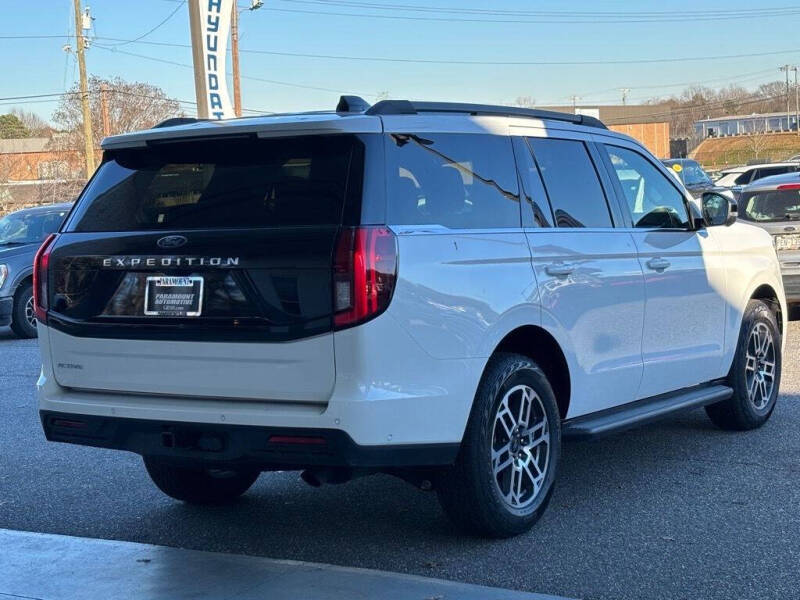 2025 Ford Expedition Active