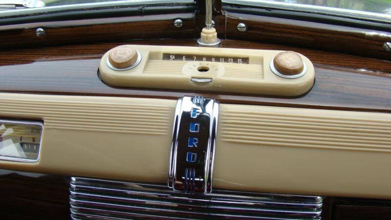 1941 Ford Super Deluxe