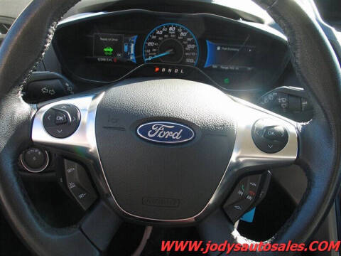 2017 Ford C-MAX Hybrid SE