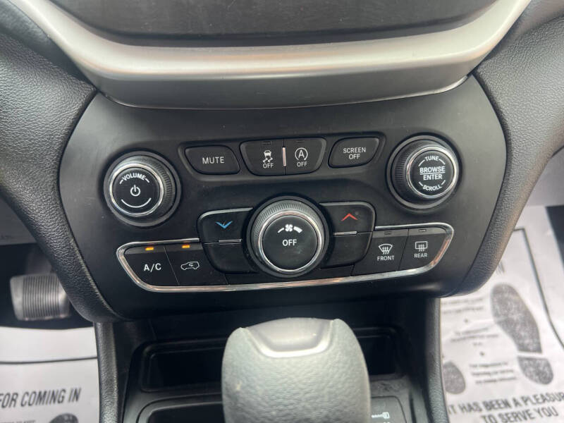 2020 Jeep Cherokee Latitude