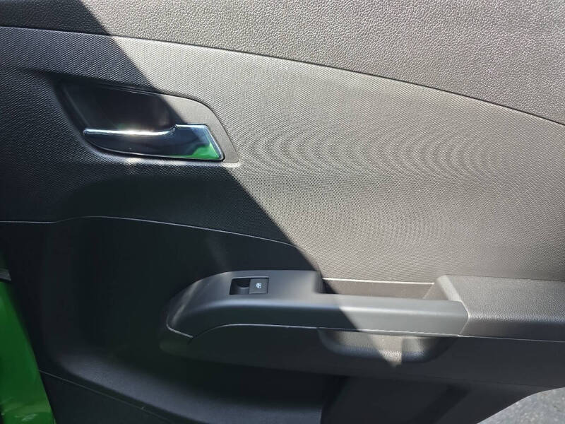 2016 Chevrolet Sonic LT Auto