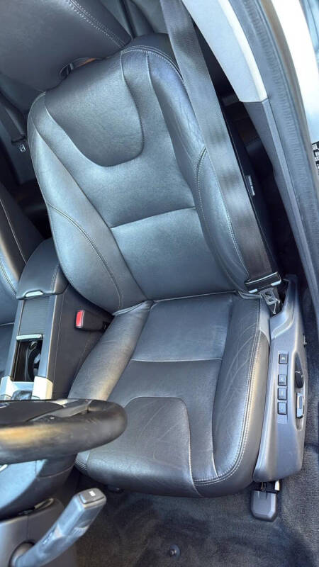 2016 Volvo XC60 T5 Premier