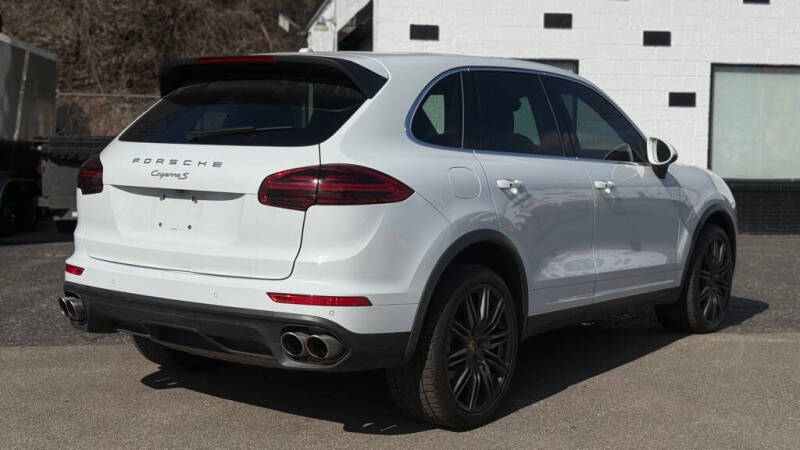2017 Porsche Cayenne S