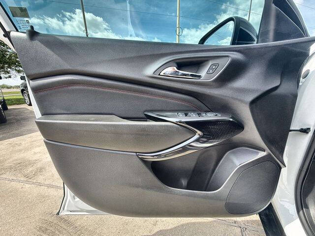 2025 Chevrolet Trax RS