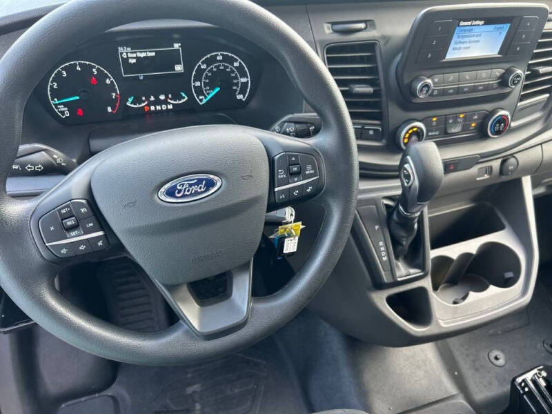 2025 Ford Transit 250