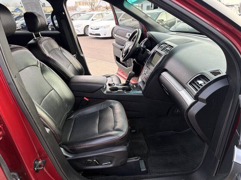 2017 Ford Explorer Sport