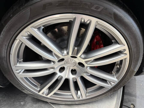 2014 Maserati Ghibli S Q4