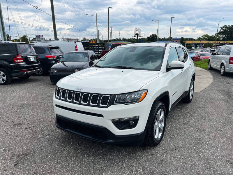 2017 Jeep All-New Compass Latitude's photo
