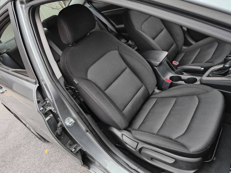 2017 Hyundai Elantra Value Edition