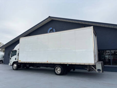 2017 Isuzu NRR 24FT Box Van