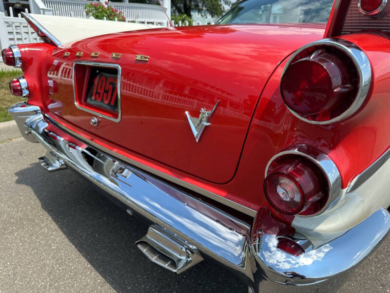 1957 Dodge Custom Royal