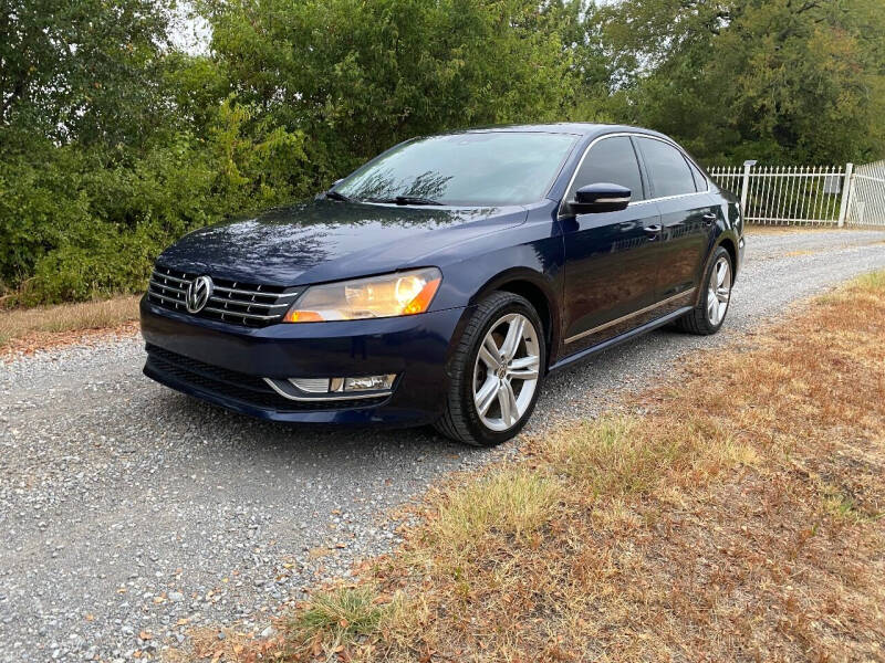 2014 Volkswagen Passat for sale at CAVENDER MOTORS in Van Alstyne TX