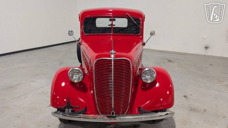 1937 Ford F-100