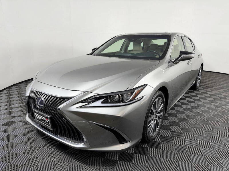 2019 Lexus ES 300h