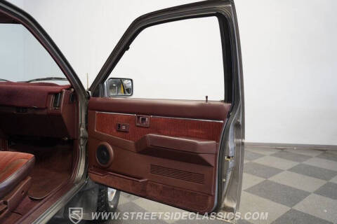 1989 Nissan Truck