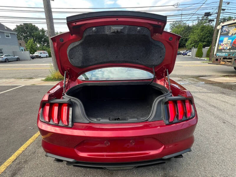 2018 Ford Mustang