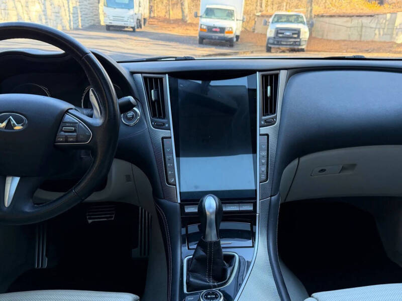 2016 Infiniti Q50 Red Sport 400