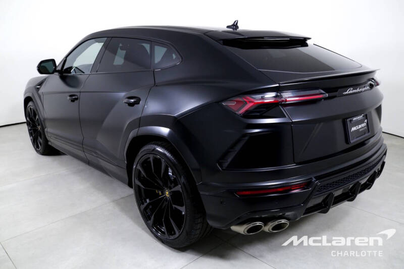 2022 Lamborghini Urus
