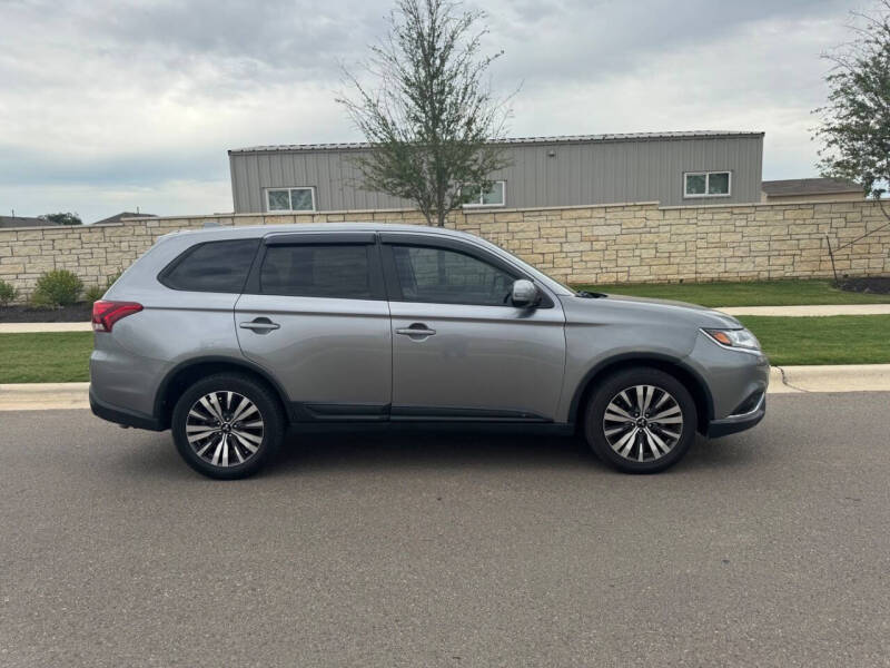 2019 Mitsubishi Outlander SE