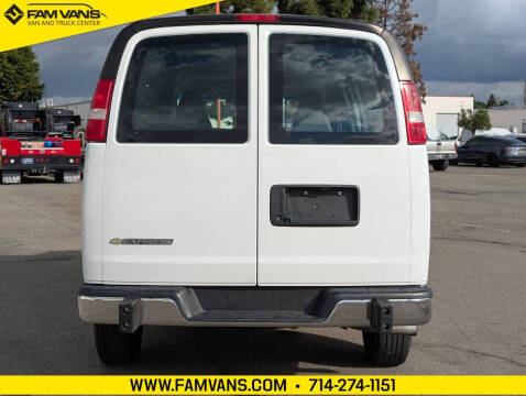 2023 Chevrolet Express 2500