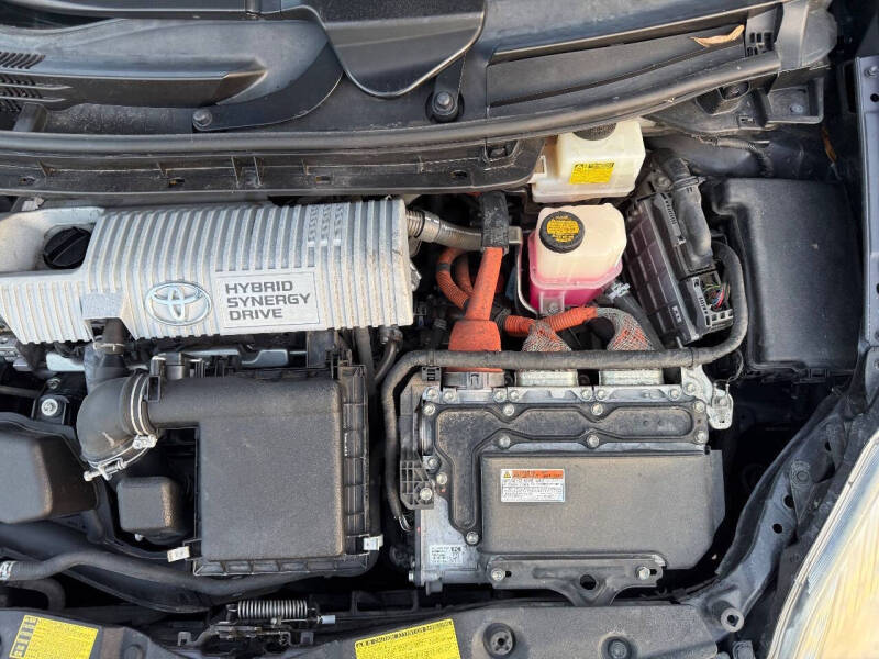 2013 Toyota Prius Three