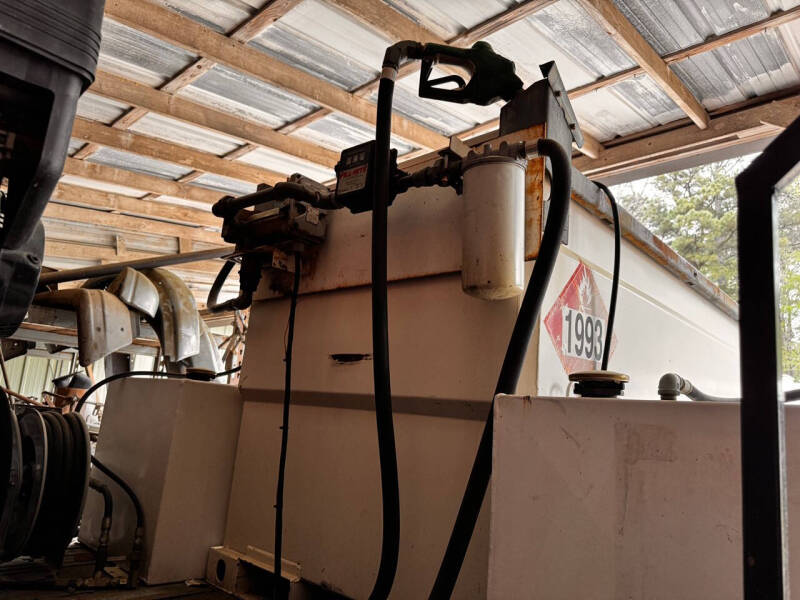 1999 Freightliner FL70