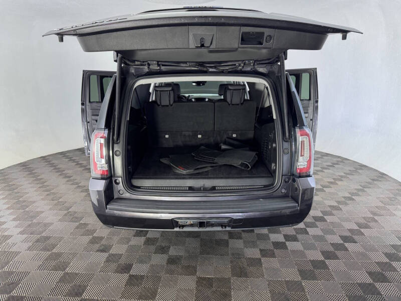 2017 GMC Yukon XL SLT