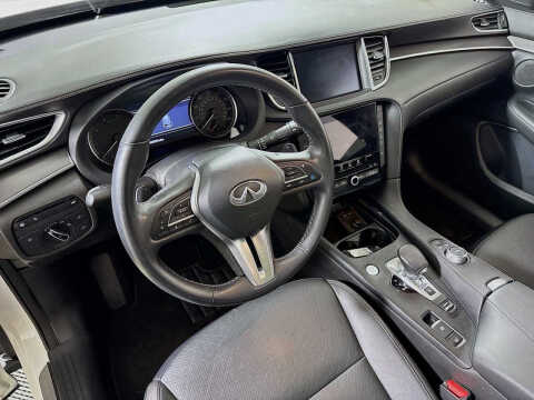 2022 Infiniti QX50 Luxe