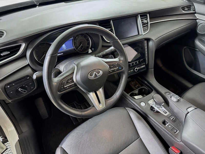 2022 Infiniti QX50 Luxe
