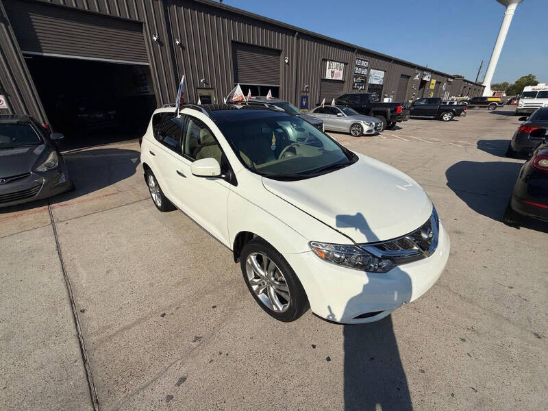 2011 Nissan Murano LE