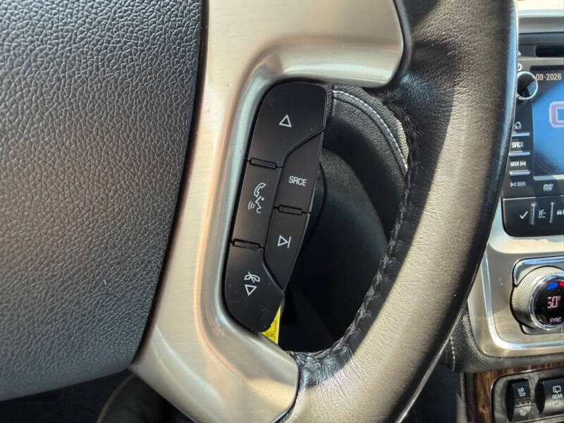 2016 GMC Acadia Denali