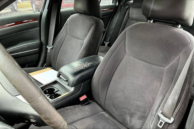 2012 Chrysler 300