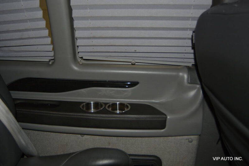 2020 GMC Savana 2500