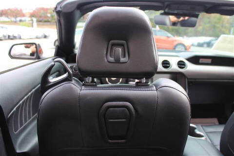 2021 Ford Mustang EcoBoost