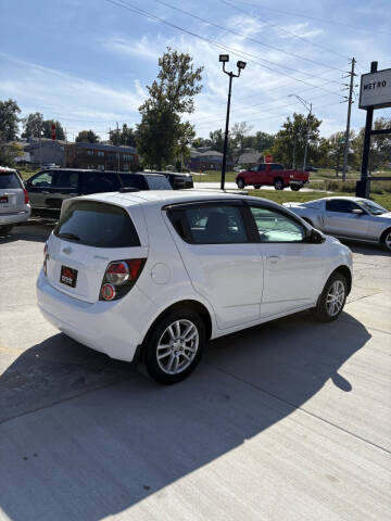 2016 Chevrolet Sonic LS Auto