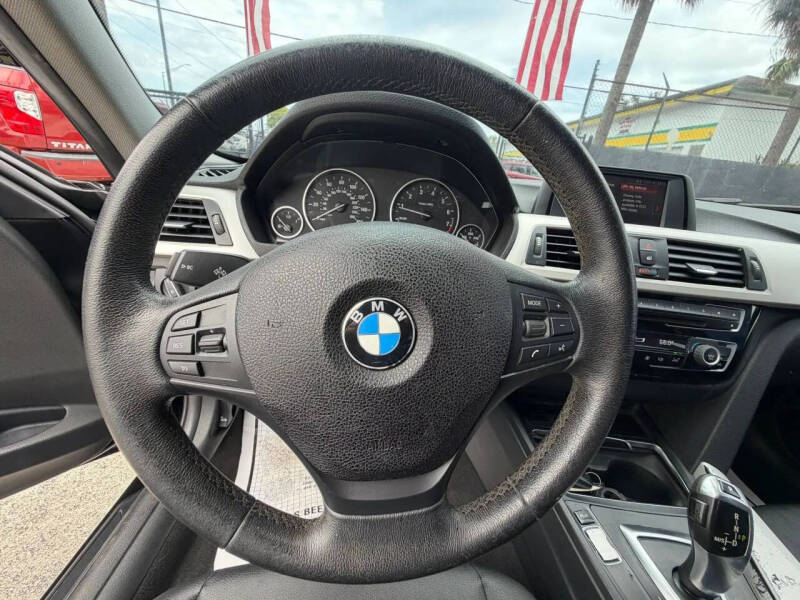 2018 BMW 3 Series 320i