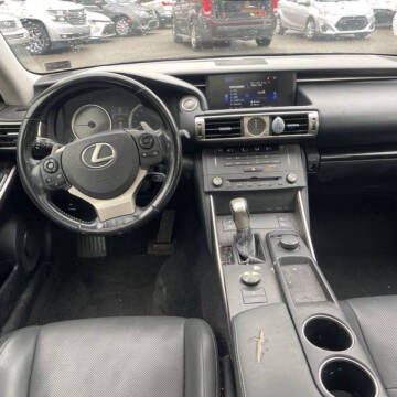2015 Lexus IS 250