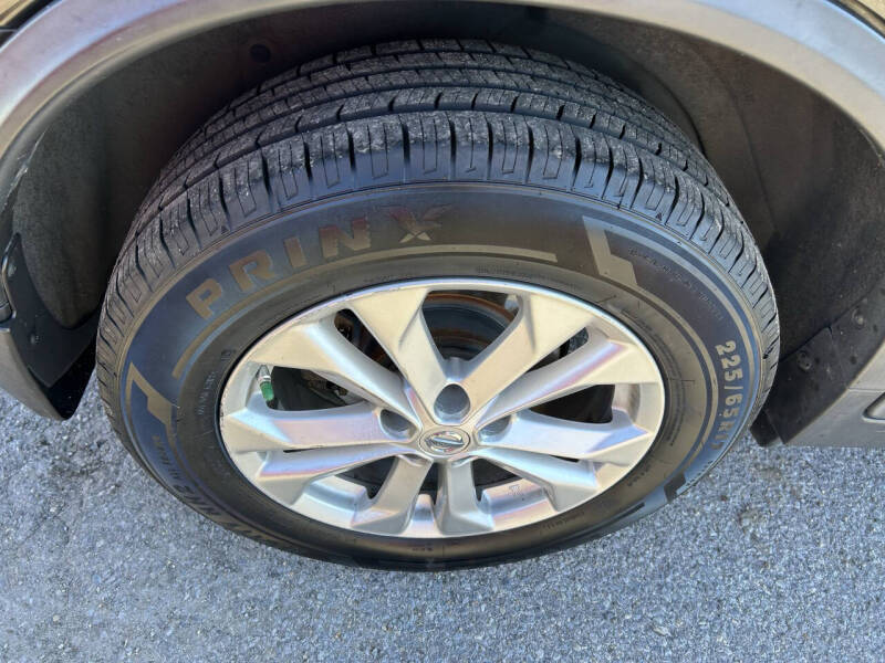 2015 Nissan Rogue SV