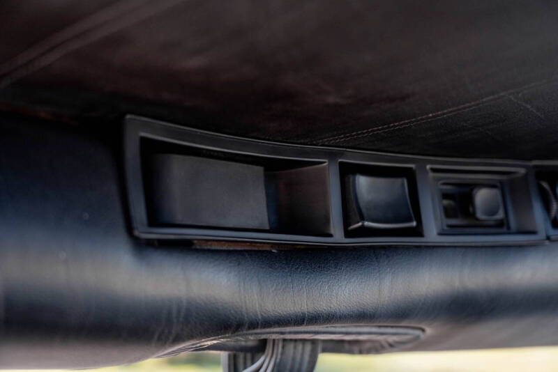 1981 DeLorean DMC-12