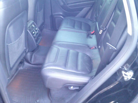 2014 Volkswagen Touareg TDI Sport