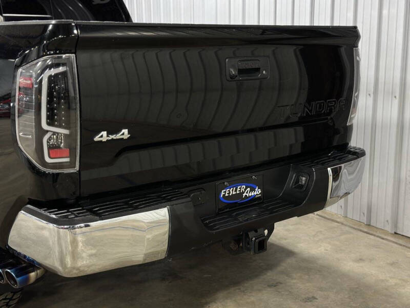 2017 Toyota Tundra SR5